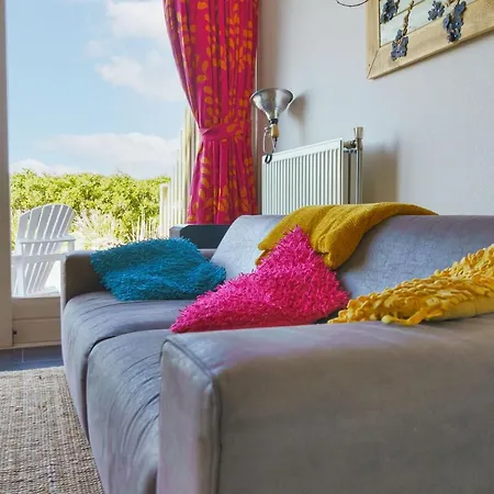 Apartman Duinerei 2 *